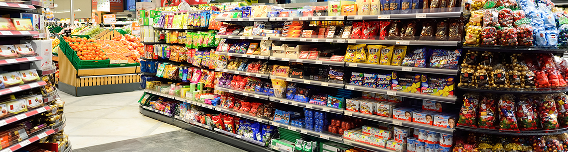 store interior snacks merchandising