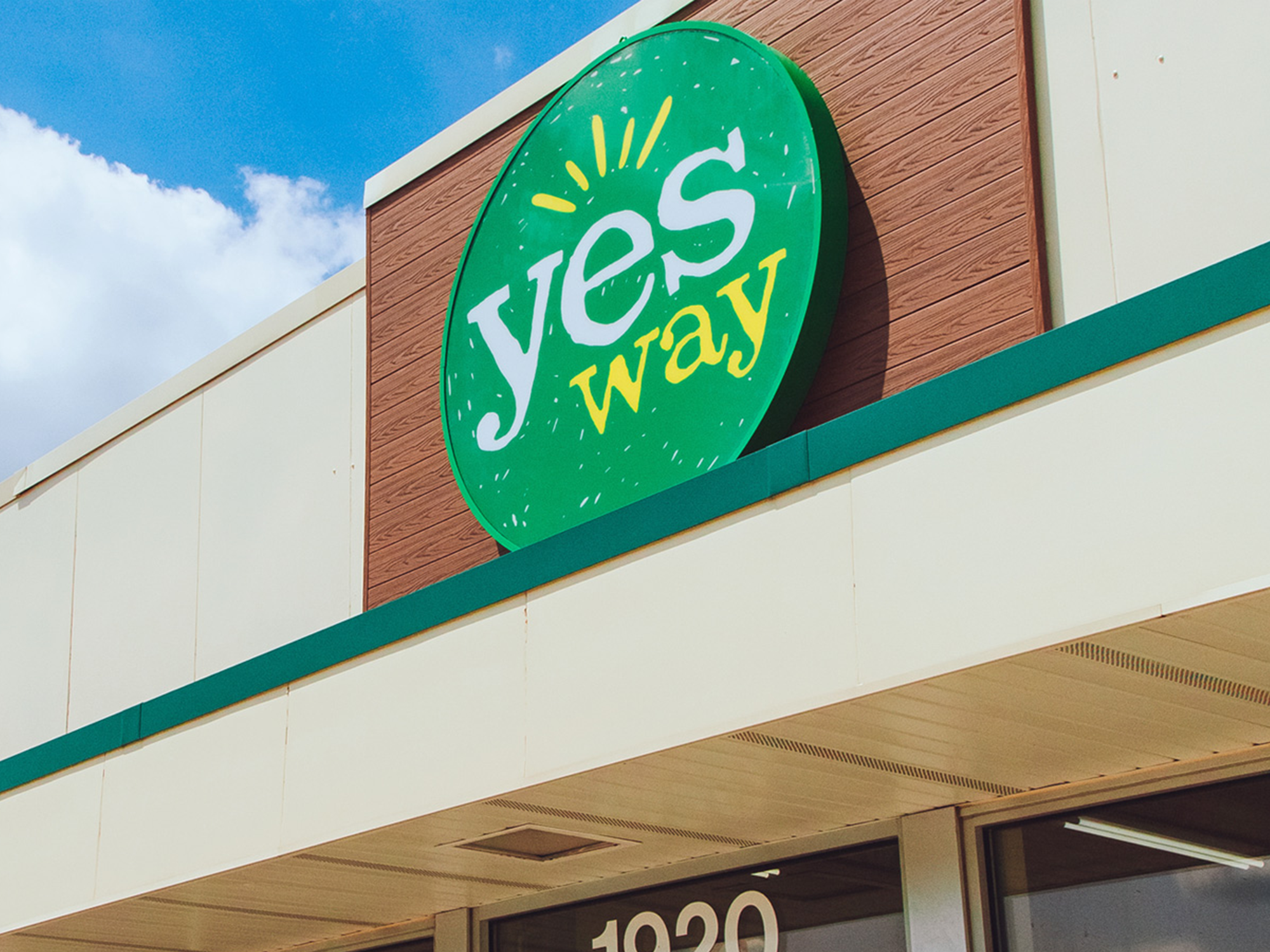 Yesway exterior sign