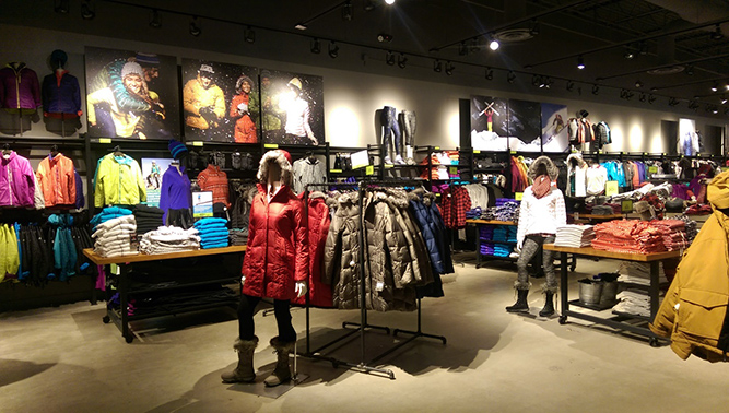 outdoor clothing store interior versatile fixtures