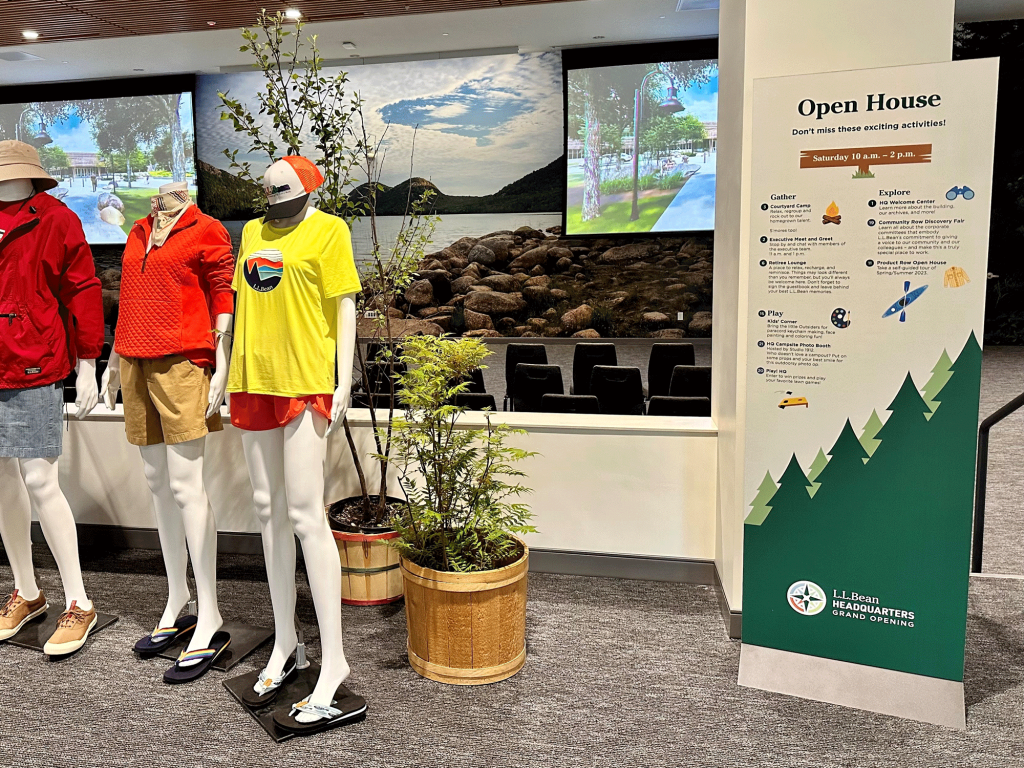 L.L. BEAN HEADQUARTERS GRAND OPENING SIGNAGE GSP